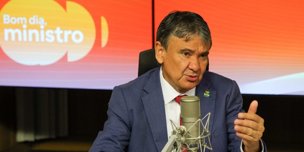 pf-investiga-origem-de-fake-news-sobre-programas-sociais