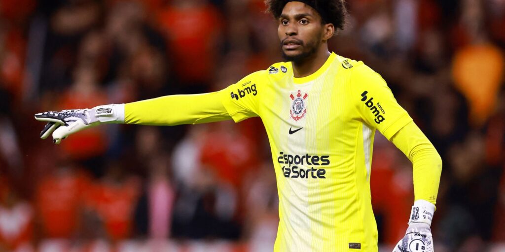 goleiro-hugo-souza-e-convocado-para-a-selecao-apos-lesao-de-alisson