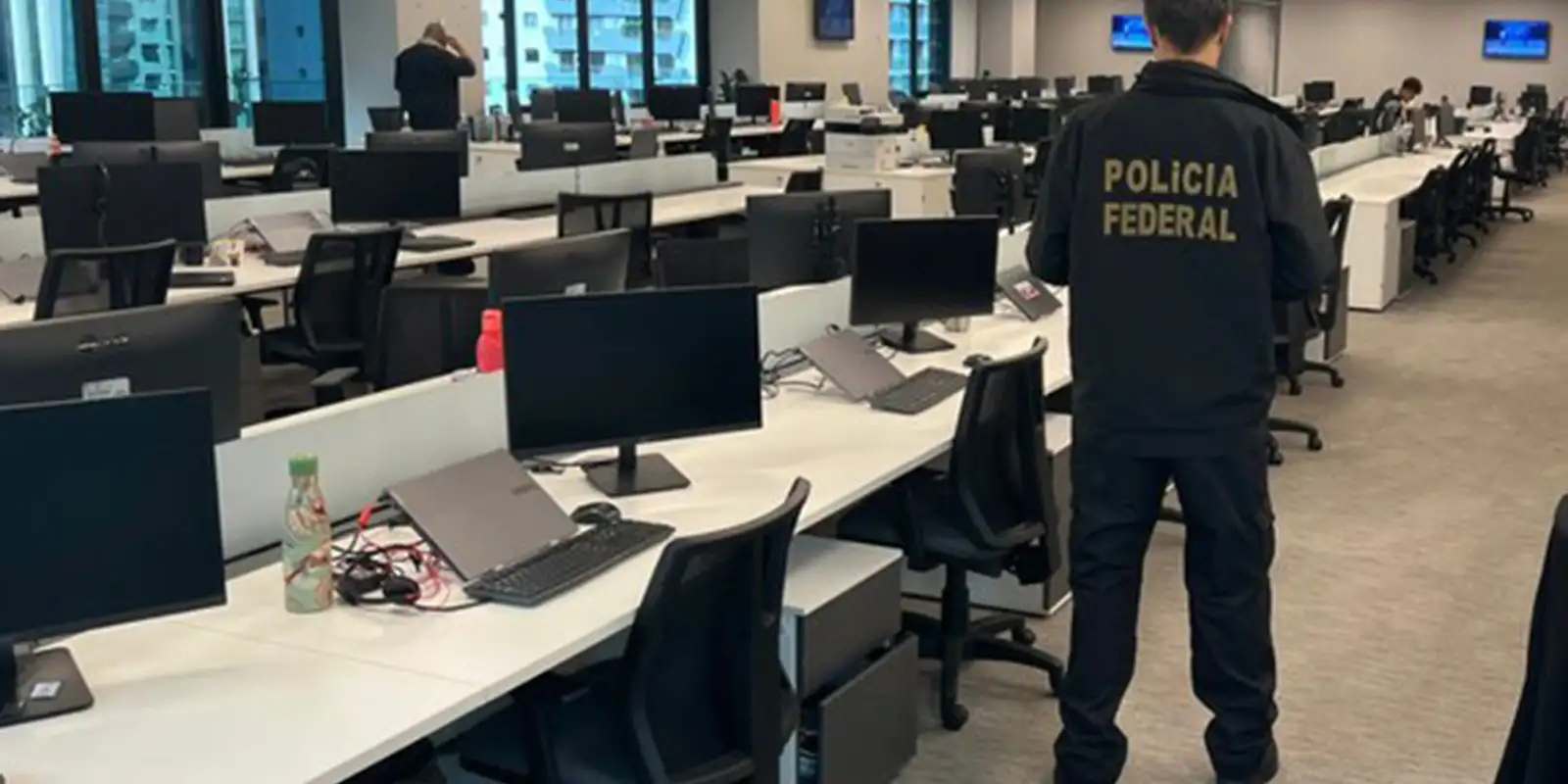 treze-pessoas-ja-foram-presas-por-fraudes-contra-o-sistema-financeiro