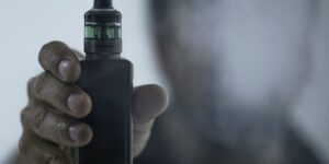 dia-mundial-sem-tabaco:-novas-tecnologias-camuflam-vapes-e-sao-desafio