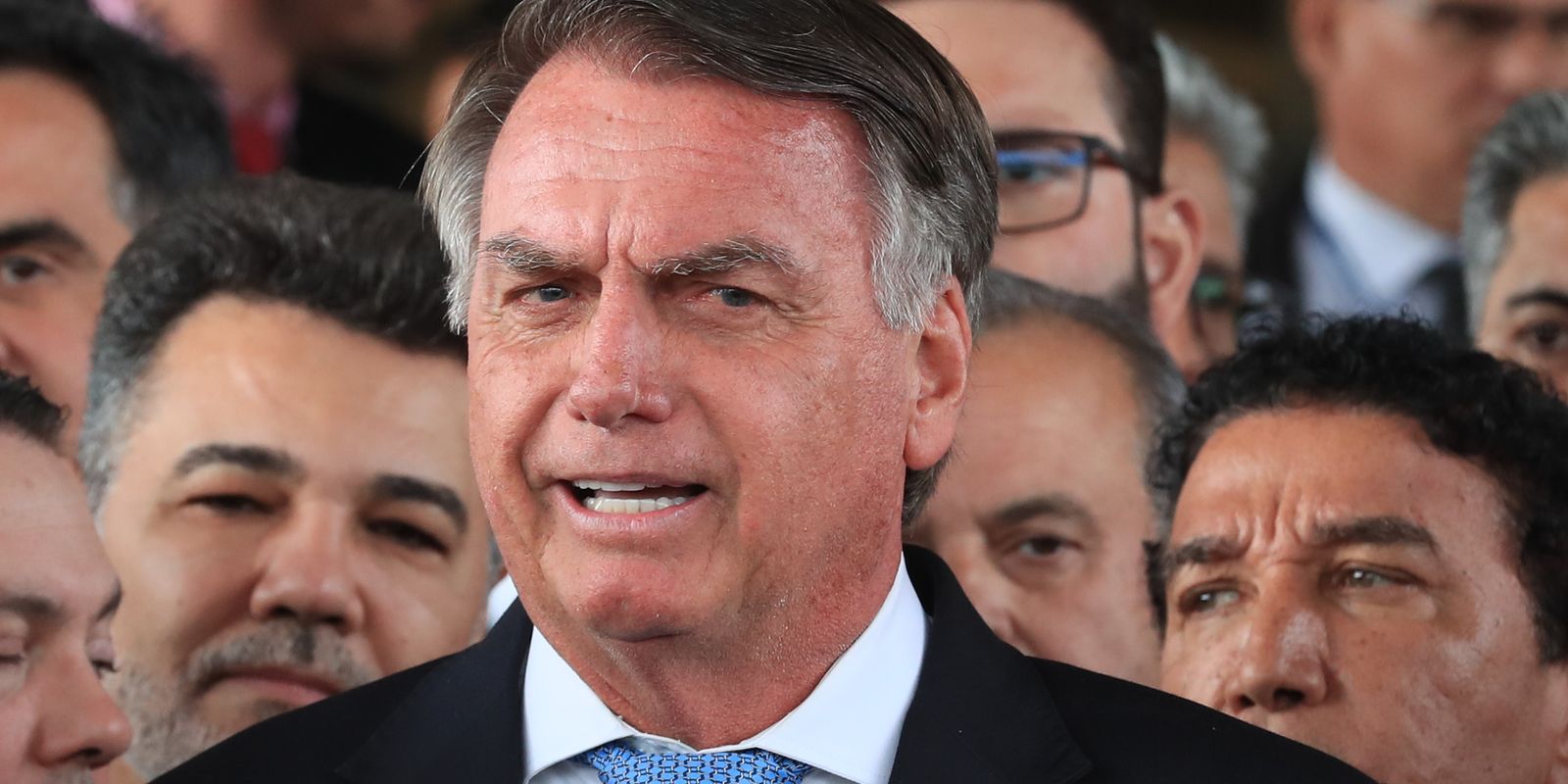 moraes-autoriza-defesa-de-bolsonaro-a-acompanhar-depoimento-sobre-arma