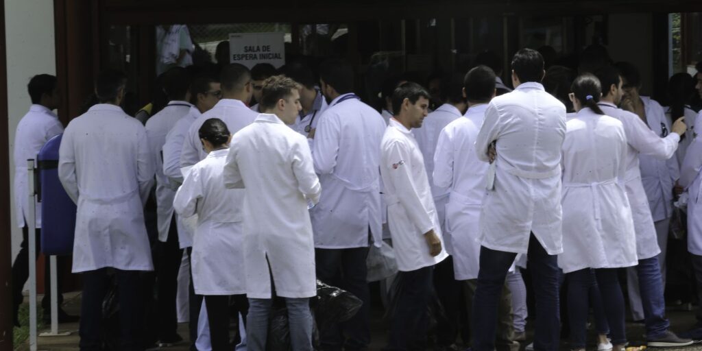 enare:-inscricao-para-residencia-medica-com-pre-requisito-segue-ate-4a