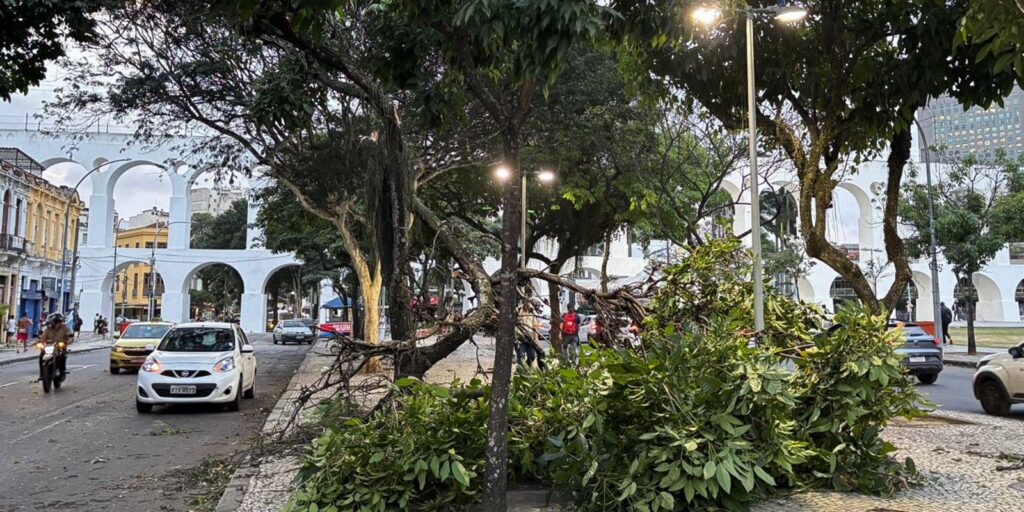 ventania-causa-apagao-e-paralisa-transportes-no-rio-de-janeiro