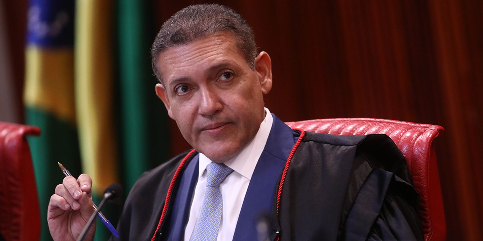 urna-eletronica-e-patrimonio-da-democracia,-diz-presidente-do-tse