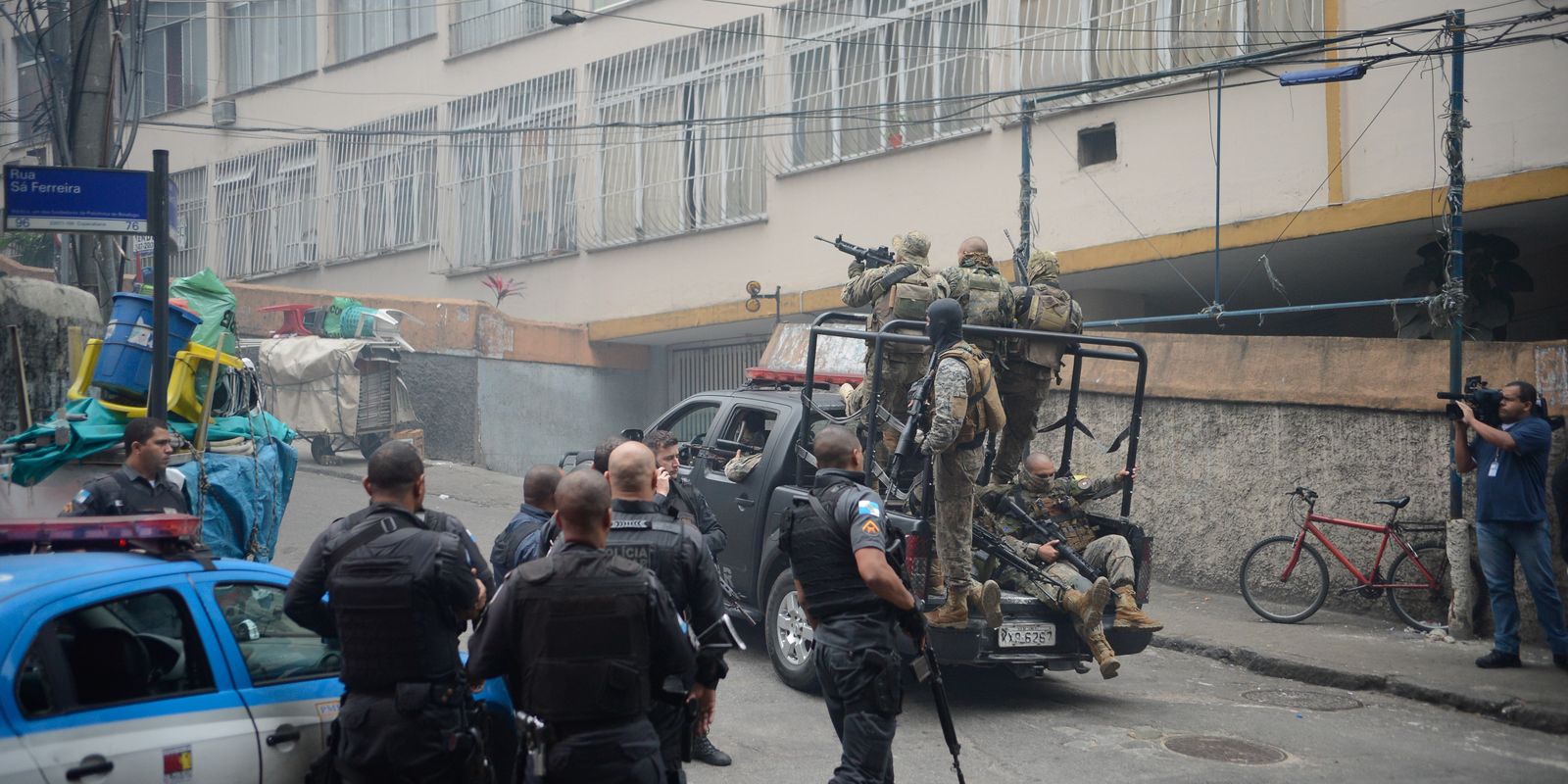 rio-registra-em-julho-34-tiroteios-envolvendo-faccoes-criminosas