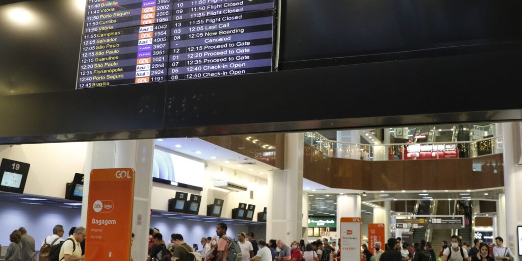aeroporto-santos-dumont-e-liberado-para-pousos-e-decolagens