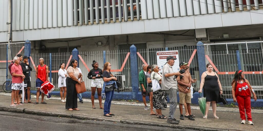 pf-investiga-se-problemas-na-circulacao-de-onibus-prejudicaram-eleitor