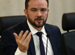 brasil-capta-5-bi-de-euros-em-emissao-internacional-recorde