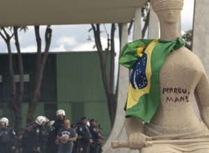 moraes-rejeita-revisar-pena-de-debora-do-batom,-condenada-pelo-8/1