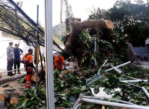 mais-de-26-mil-imoveis-seguem-sem-energia-no-estado-do-rio