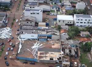passagem-de-ciclone-bomba-pelo-rio-grande-do-sul-deixa-um-morto