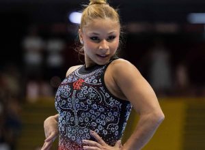 flavia-saraiva-fatura-ouro-na-trave-e-no-solo-no-campeonato-brasileiro