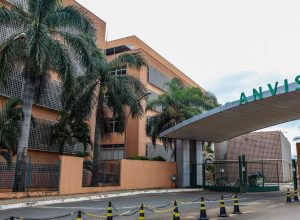 anvisa-proibe-fabricacao-e-venda-de-12-produtos-de-limpeza