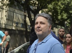 tre-rj-proibe-garotinho-de-ir-a-debate-e-ter-propaganda-eleitoral