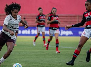 brasileirao-feminino:-flamengo-vence-ferroviara-nas-quartas-por-1-a-0