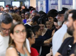 votacao:-eleitores-podem-usar-itens-que-expressem-preferencia-politica
